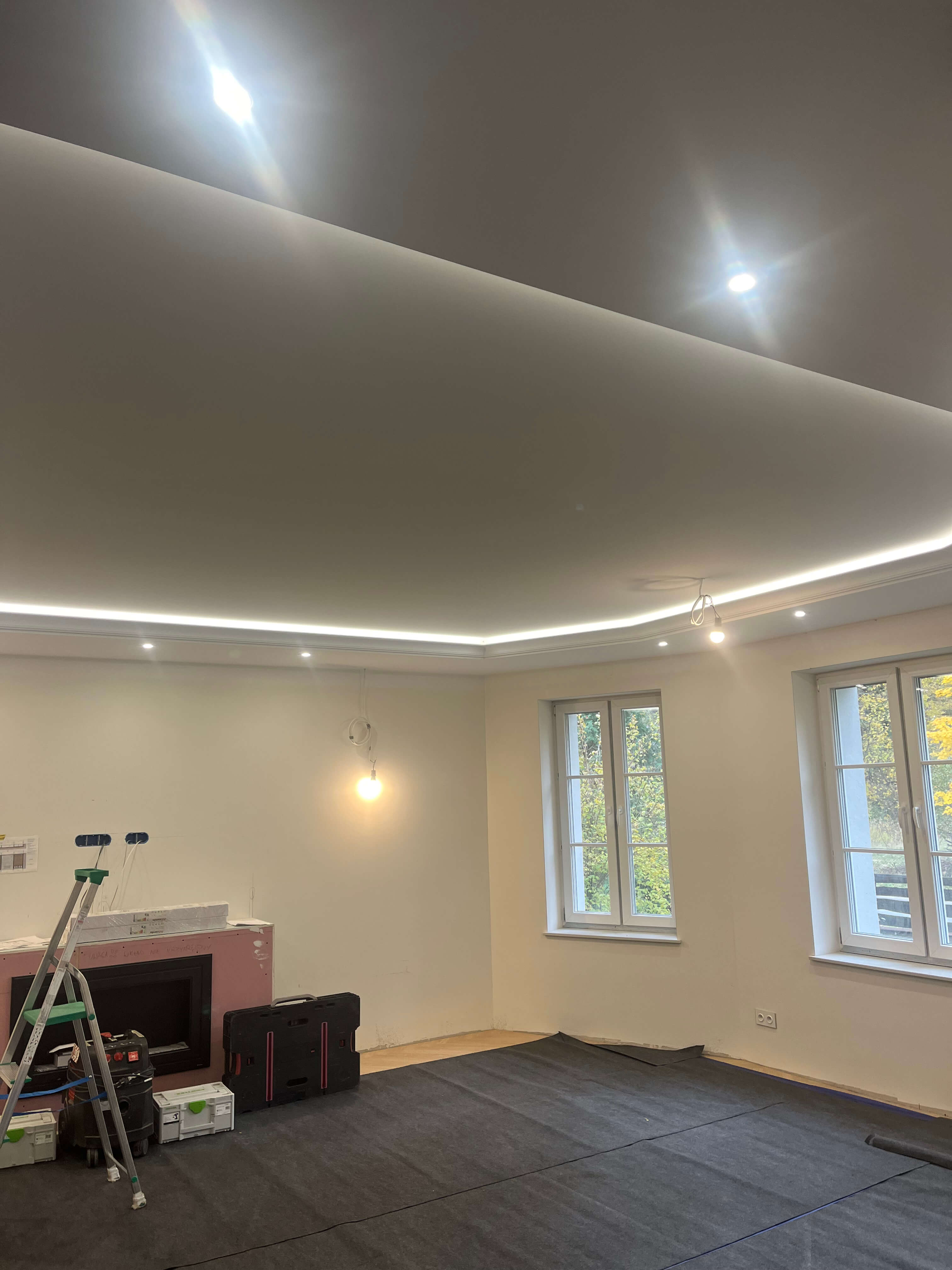 Sufity podwieszane wielopoziomowe z oświetleniem LED Rzeszów, Nisko - ULTRAFACH